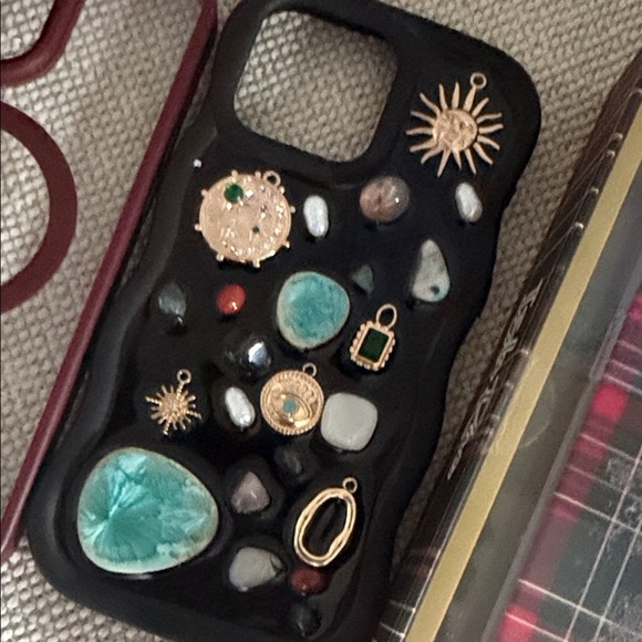 Lot of Four iPhone 14 / 15 Pro Max Cases - Picture 5 of 6